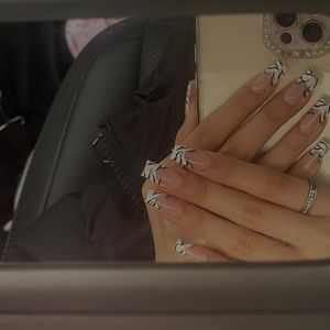 Meet your Posher, Lianni